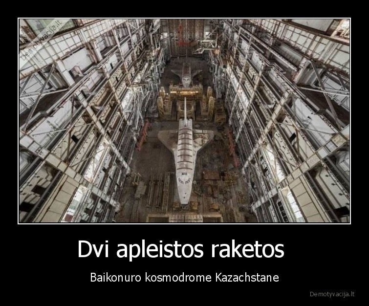 Dvi apleistos raketos  - Baikonuro kosmodrome Kazachstane