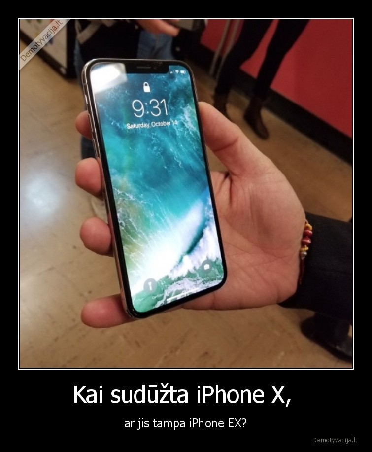 Kai sudūžta iPhone X,  - ar jis tampa iPhone EX?