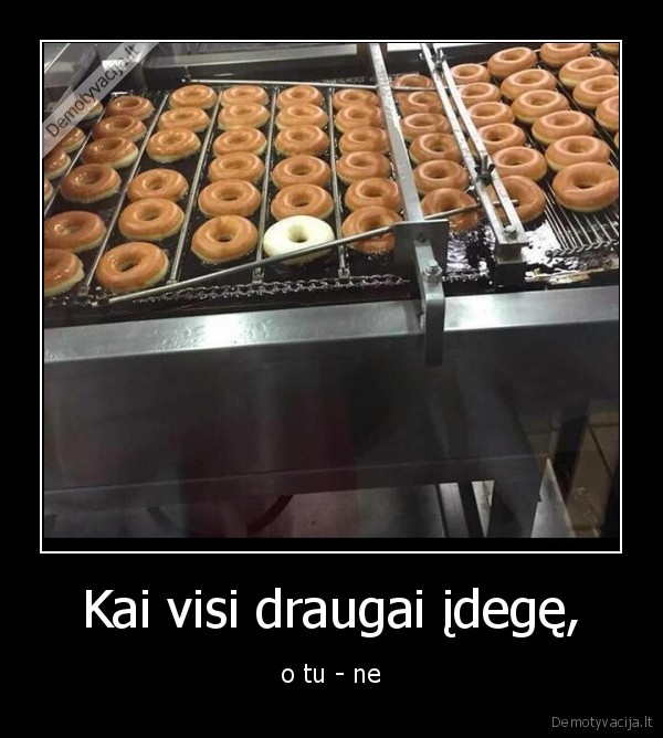 Kai visi draugai įdegę, - o tu - ne