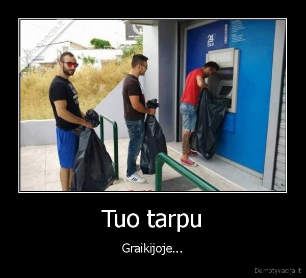 Tuo tarpu - Graikijoje...